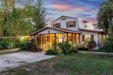 Casa en venta en Miami, Florida, 4 dormitorios, 329.62 m2 № 2035295 - foto 22