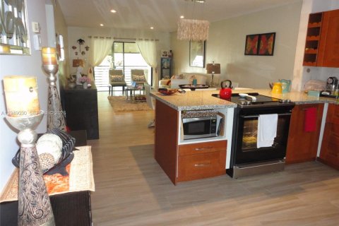Copropriété à vendre à Tamarac, Floride: 2 chambres, 92.9 m2 № 2089153 - photo 12