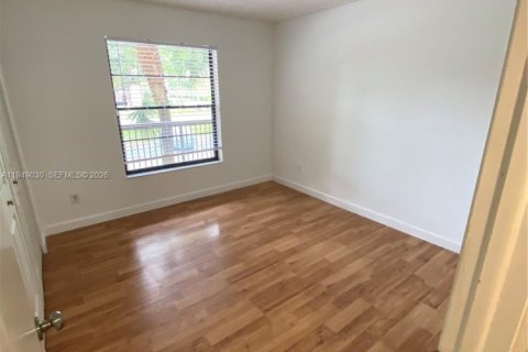 Copropriété à vendre à Tamarac, Floride: 2 chambres, 92.9 m2 № 2089153 - photo 27