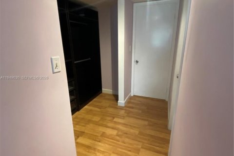 Copropriété à vendre à Tamarac, Floride: 2 chambres, 92.9 m2 № 2089153 - photo 22