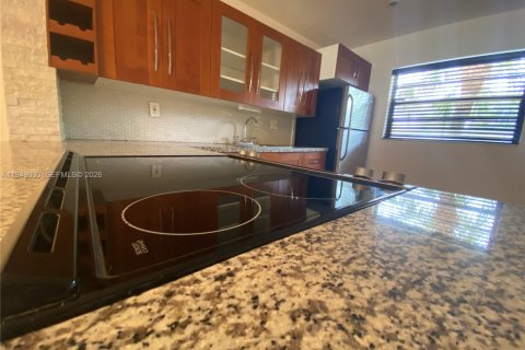Copropriété à vendre à Tamarac, Floride: 2 chambres, 92.9 m2 № 2089153 - photo 11