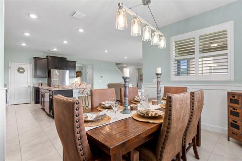 Casa en venta en Spring Hill, Florida, 4 dormitorios, 305.74 m2 № 2383684 - foto 9