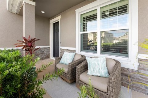 Casa en venta en Spring Hill, Florida, 4 dormitorios, 305.74 m2 № 2383684 - foto 2
