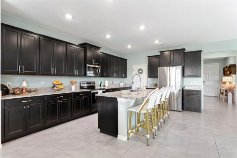 Casa en venta en Spring Hill, Florida, 4 dormitorios, 305.74 m2 № 2383684 - foto 11