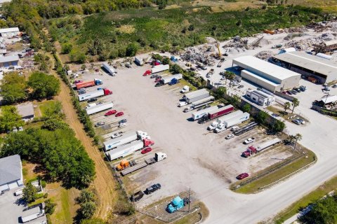 Propiedad comercial en venta en Orange City, Florida № 1581849 - foto 3