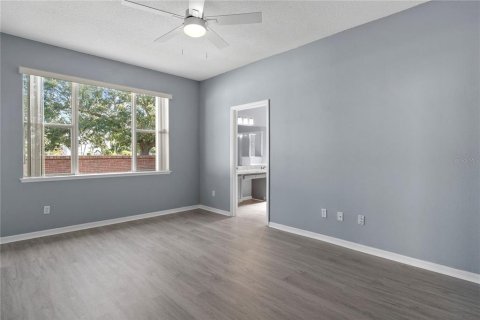 House in Orlando, Florida 4 bedrooms, 184.41 sq.m. № 1847483 - photo 15