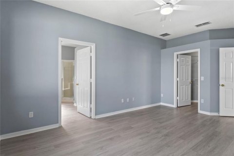 House in Orlando, Florida 4 bedrooms, 184.41 sq.m. № 1847483 - photo 17