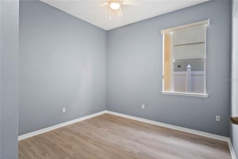 House in Orlando, Florida 4 bedrooms, 184.41 sq.m. № 1847483 - photo 21