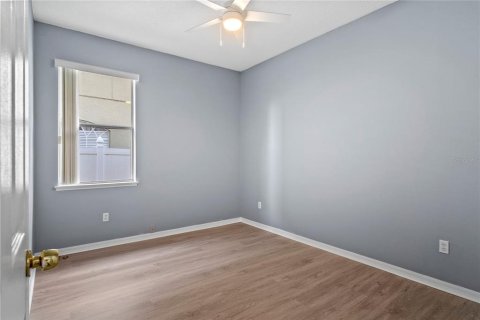 House in Orlando, Florida 4 bedrooms, 184.41 sq.m. № 1847483 - photo 23