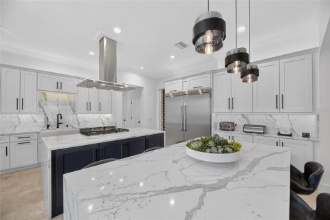 Villa ou maison à vendre à Apollo Beach, Floride: 4 chambres, 378.11 m2 № 2120777 - photo 27
