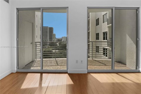 Copropriété à vendre à Hollywood, Floride: 2 chambres, 108.14 m2 № 2013414 - photo 7