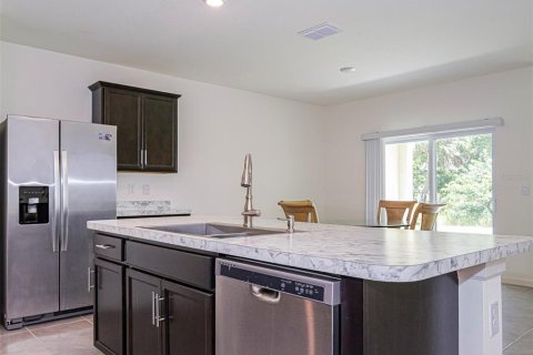 House in Palm Bay, Florida 4 bedrooms, 170.01 sq.m. № 1792910 - photo 10