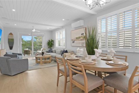 House in HUNTERS POINT in Cortez, Florida 4 bedrooms, 167.5 sq.m. № 1642397 - photo 18