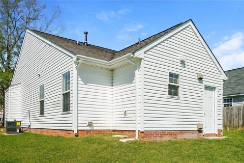 Casa en alquiler en Kissimmee, Florida, 4 dormitorios, 129.32 m2 № 1911770 - foto 15