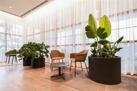 Condominio en alquiler en Miami, Florida, 34.1 m2 № 2011216 - foto 30