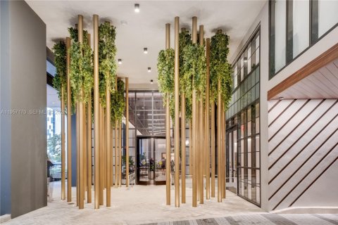 Condominio en alquiler en Miami, Florida, 34.1 m2 № 2011216 - foto 18