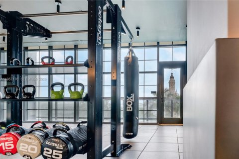 Condominio en alquiler en Miami, Florida, 34.1 m2 № 2011216 - foto 24