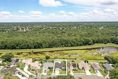 House in Oviedo, Florida 3 bedrooms, 154.31 sq.m. № 1822943 - photo 2