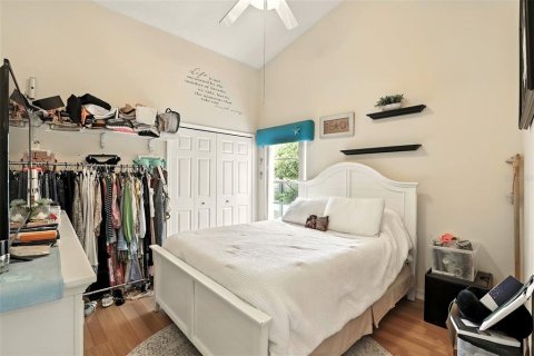 House in Oviedo, Florida 3 bedrooms, 154.31 sq.m. № 1822943 - photo 9
