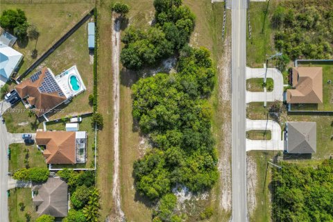 Propiedad comercial en venta en Port St. Lucie, Florida № 1988706 - foto 9