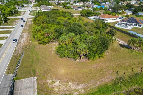 Propiedad comercial en venta en Port St. Lucie, Florida № 1988706 - foto 25