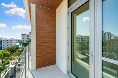 Condominio en venta en Sarasota, Florida, 3 dormitorios, 190.45 m2 № 2093133 - foto 25
