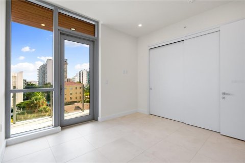 Condominio en venta en Sarasota, Florida, 3 dormitorios, 190.45 m2 № 2093133 - foto 24