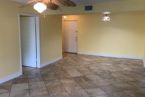 Condo in Plantation, Florida, 2 bedrooms  № 1879816 - photo 23