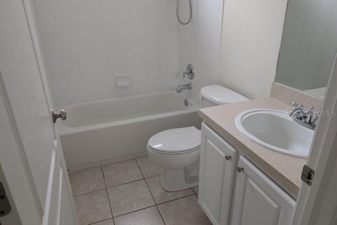 House in Spring Hill, Florida 3 bedrooms, 160.54 sq.m. № 1901430 - photo 17