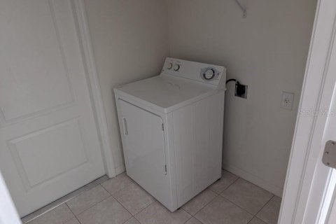 House in Spring Hill, Florida 3 bedrooms, 160.54 sq.m. № 1901430 - photo 21
