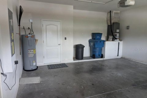 House in Spring Hill, Florida 3 bedrooms, 160.54 sq.m. № 1901430 - photo 22