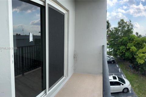 Condominio en venta en Miami, Florida, 1 dormitorio, 60.48 m2 № 2268992 - foto 20