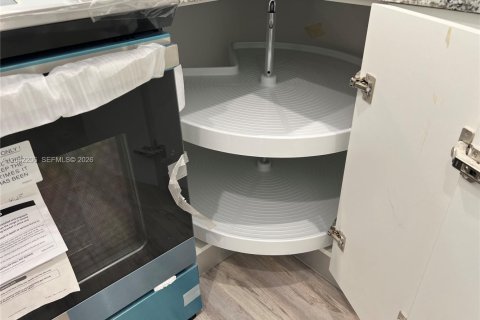 Condominio en venta en Miami, Florida, 1 dormitorio, 60.48 m2 № 2268992 - foto 12