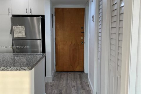 Condominio en venta en Miami, Florida, 1 dormitorio, 60.48 m2 № 2268992 - foto 29