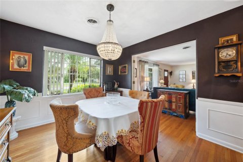 House in Orlando, Florida 2 bedrooms, 155.89 sq.m. № 1747750 - photo 10