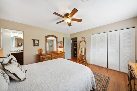House in Orlando, Florida 2 bedrooms, 155.89 sq.m. № 1747750 - photo 16