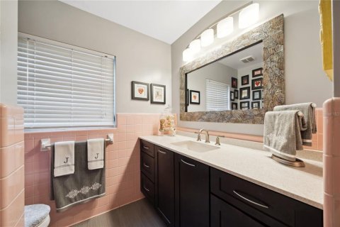 House in Orlando, Florida 2 bedrooms, 155.89 sq.m. № 1747750 - photo 22