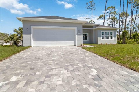 Casa en venta en North Port, Florida, 3 dormitorios, 186.36 m2 № 1648041 - foto 2