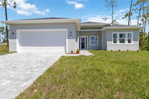 Casa en venta en North Port, Florida, 3 dormitorios, 186.36 m2 № 1648041 - foto 1