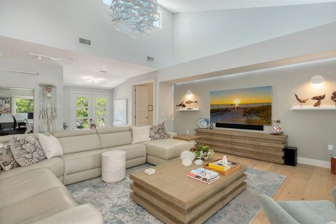 House in Longboat Key, Florida 3 bedrooms, 278.24 sq.m. № 1876188 - photo 7