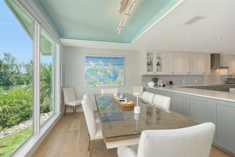House in Longboat Key, Florida 3 bedrooms, 278.24 sq.m. № 1876188 - photo 20