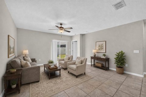House in Riverview, Florida 5 bedrooms, 224.36 sq.m. № 2220215 - photo 5