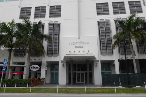 Copropriété à louer à Miami, Floride: 1 chambre, 59.46 m2 № 2167900 - photo 15