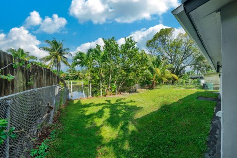 Villa ou maison à vendre à Fort Lauderdale, Floride: 5 chambres, 177.91 m2 № 2421178 - photo 19