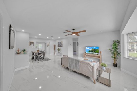 Villa ou maison à vendre à Fort Lauderdale, Floride: 5 chambres, 177.91 m2 № 2421178 - photo 8