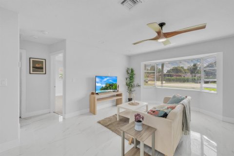 Villa ou maison à vendre à Fort Lauderdale, Floride: 5 chambres, 177.91 m2 № 2421178 - photo 30