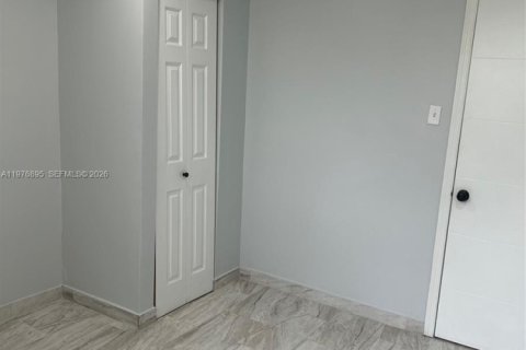 Apartment in Miami Gardens, Florida 2 bedrooms № 2041970 - photo 14