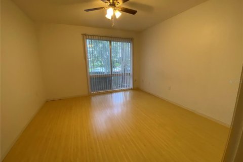 Condo in Gainesville, Florida, 1 bedroom  № 2221034 - photo 17