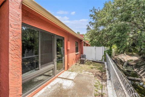 House in Pinellas Park, Florida 2 bedrooms, 90.12 sq.m. № 1773333 - photo 18