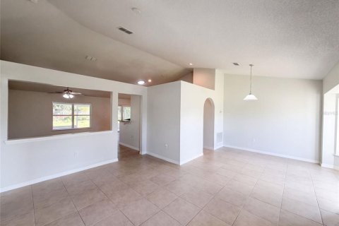 Casa en venta en Kissimmee, Florida, 4 dormitorios, 158.31 m2 № 2386307 - foto 3
